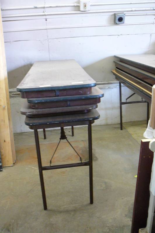 lot 15 image: Folding Tables