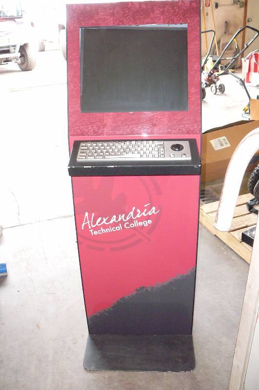 lot 29 image: Phoenix Kiosk