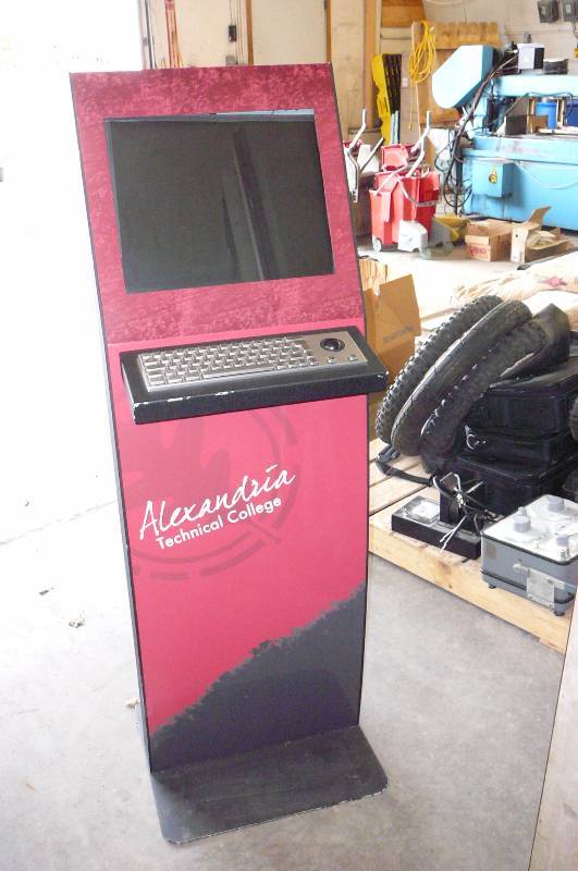 lot 30 image: Phoenix Kiosk