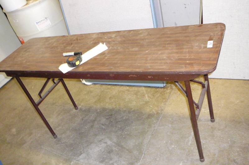 lot 38 image: Folding Tables