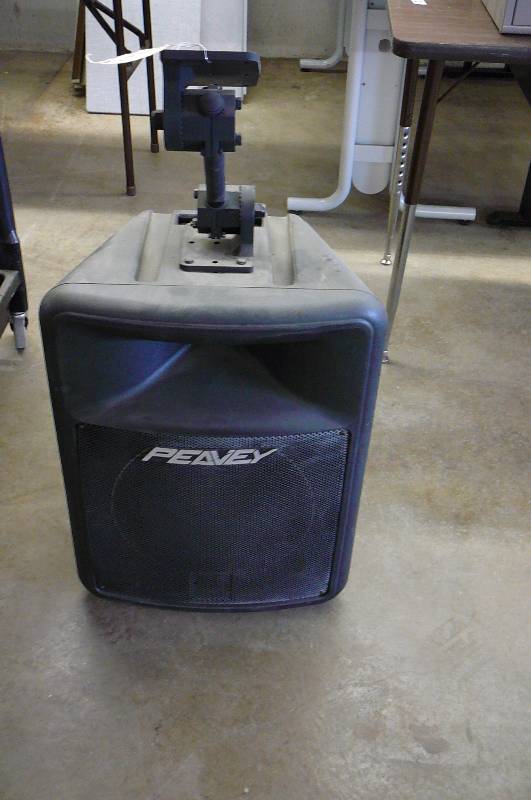 lot 57 image: Peavey Speaker
