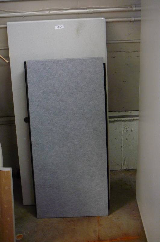 lot 62 image: Counter tops & Panels