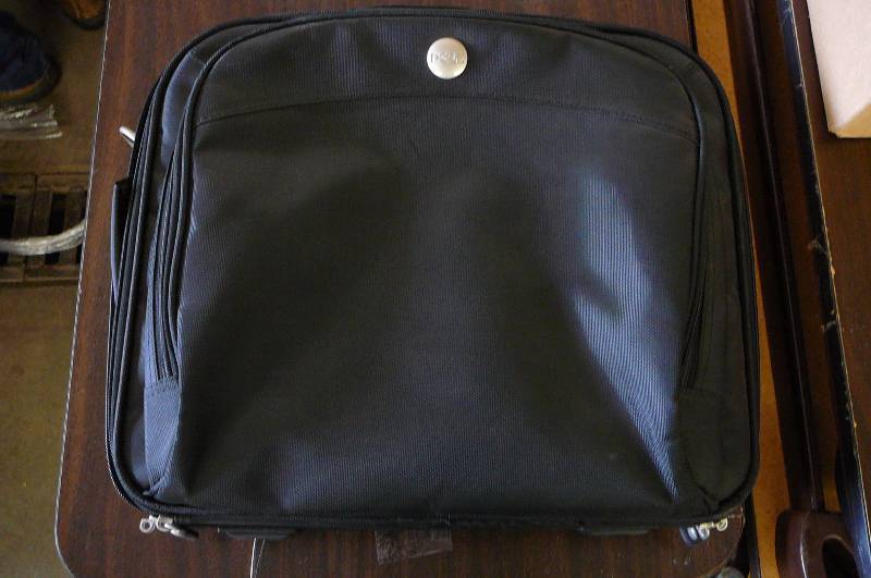 lot 98 image: Computer Bags