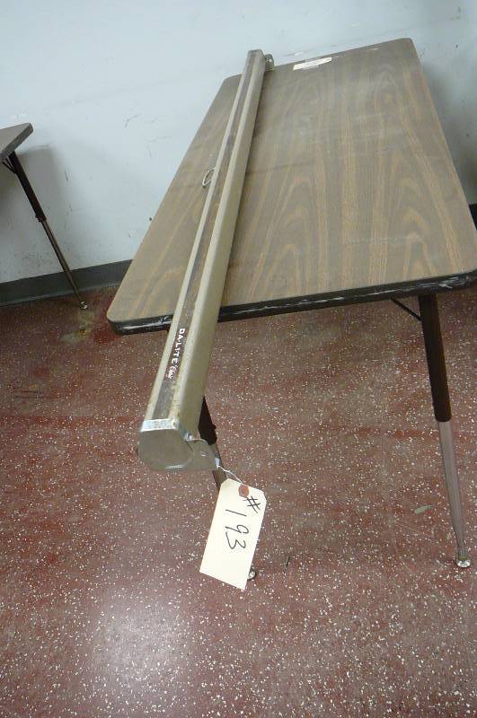 lot 193 image: Projector Screen
