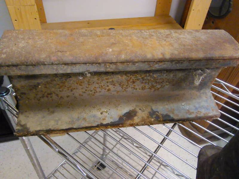 Vintage 13.5� railroad rail and jack