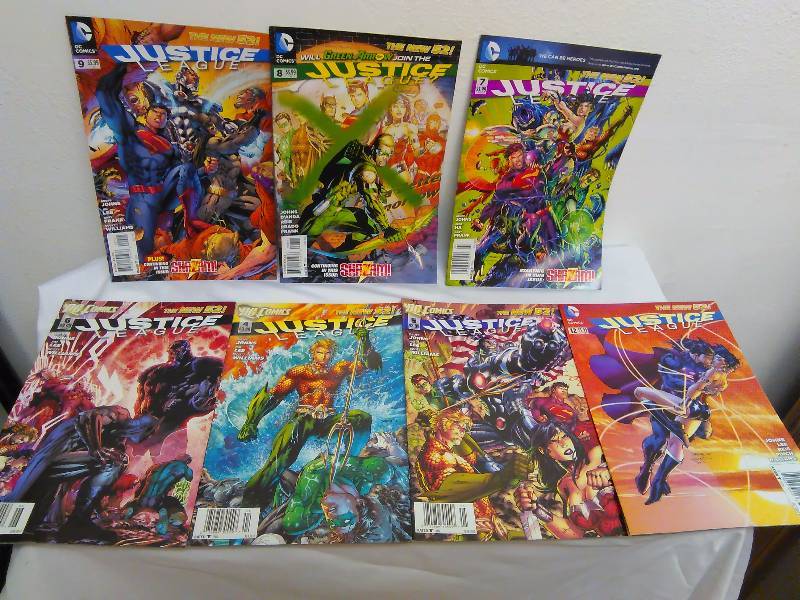 DC Comic Books Justice League (7) excellent condition
