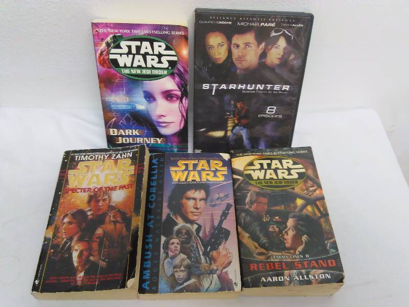 Star Wars Books (4) and Star Hunter CD