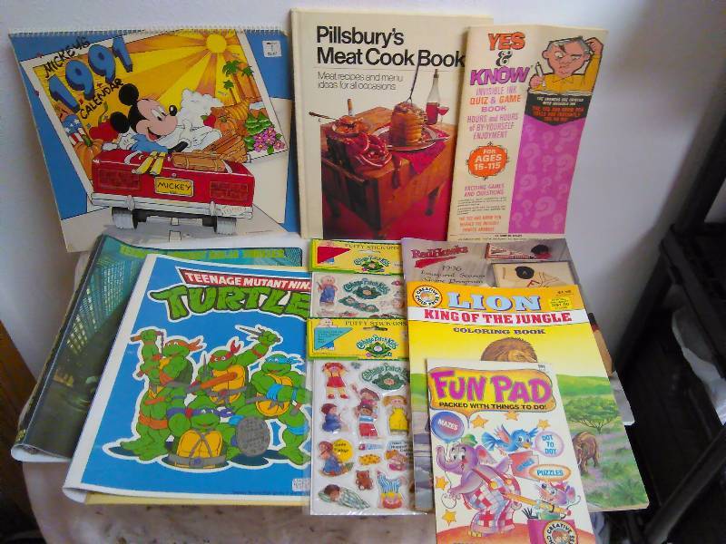 Assorted children activity books and stickers (10)