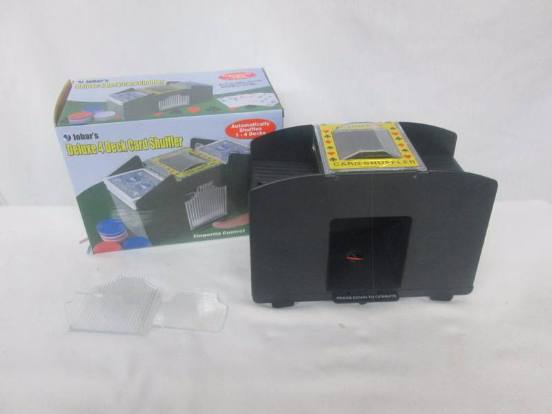 lot 78 image: 4-Deck Card Shuffler