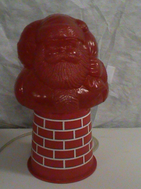 lot 123 image: Santa Tree Fountain