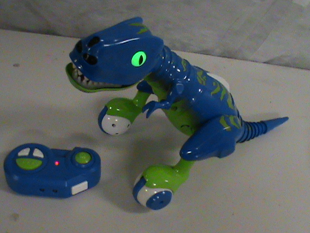 lot 145 image: Zoomer Dino