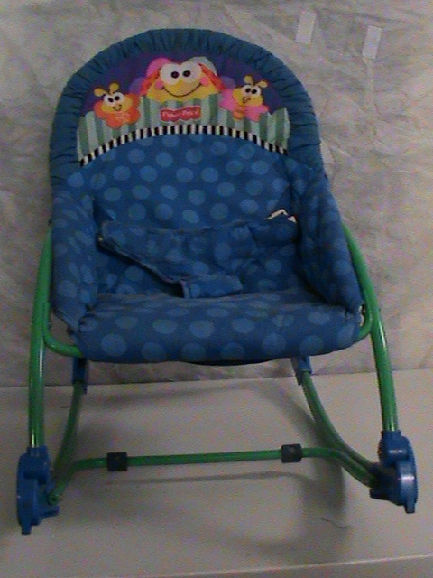 lot 182 image: Infant Seat Rocking Chair