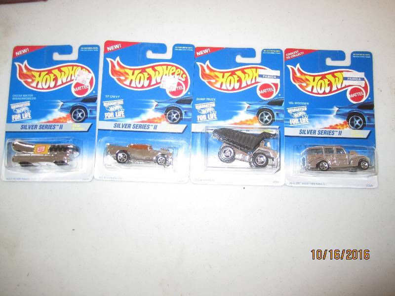 Lot of Hot Wheels...
