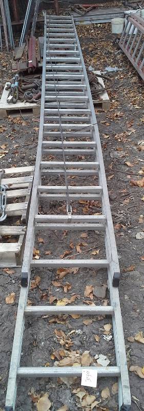 Aluminum Extension Ladder(40 ft)