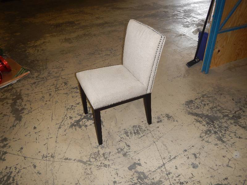 Luxury Chair 1