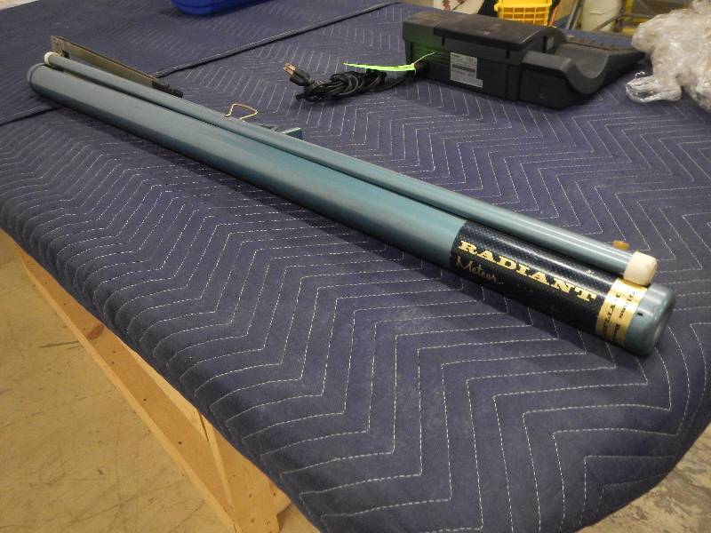Radiant Meteor Projection Screen