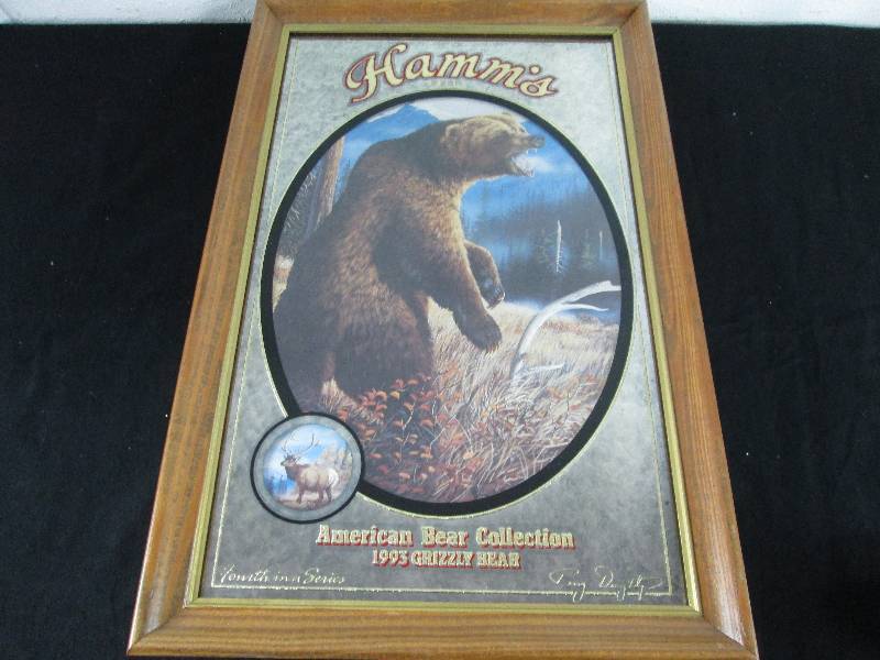 lot 7 image: Hamms Beer American Bear collection Grizzly Bear