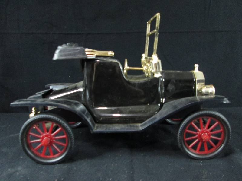 lot 96 image: Jim Beam Decanter Model T