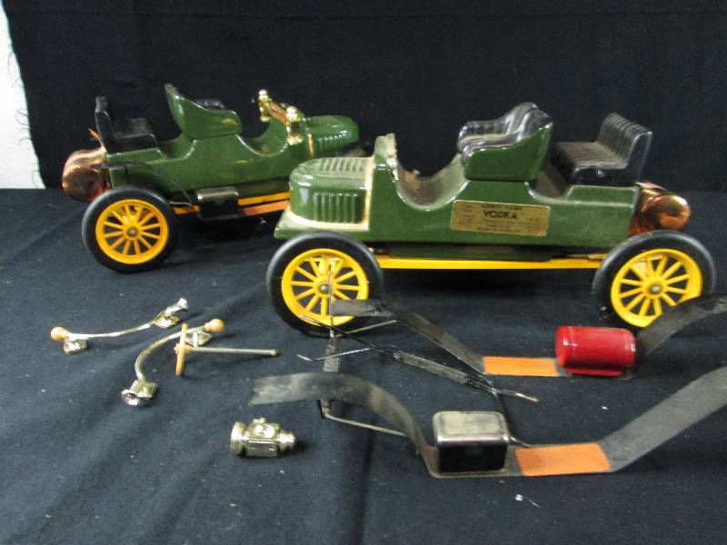 lot 111 image: ASI Vodka Decanter 1909 Stanley Steamer