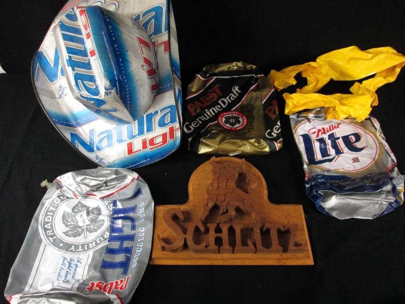 lot 151 image: Schlitz Sign , Pabst Beer Blowups