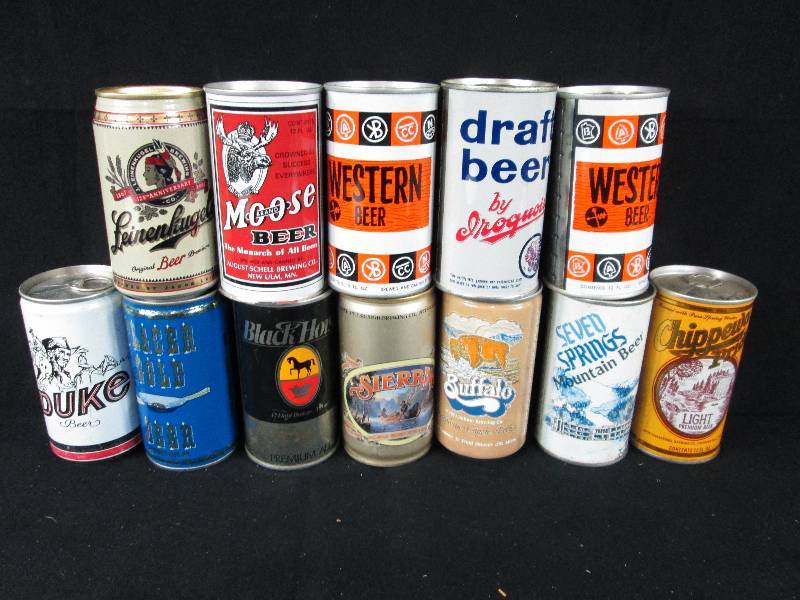 lot 154 image: Piggy Bank & Collectable Beer Cans
