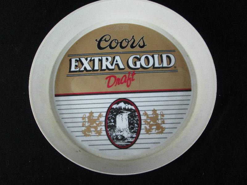 lot 172 image: Vintage Coors Beer Serving Tray