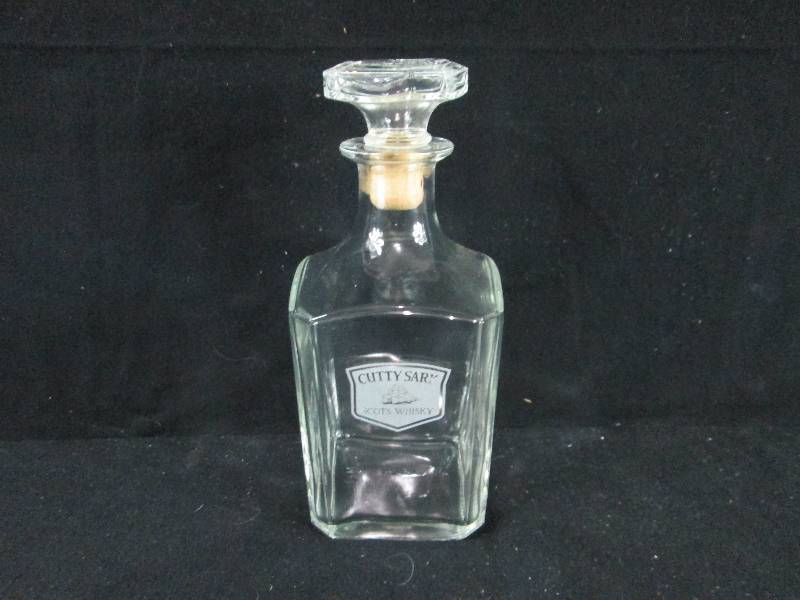 lot 230 image: New Cutty Shark Decanter