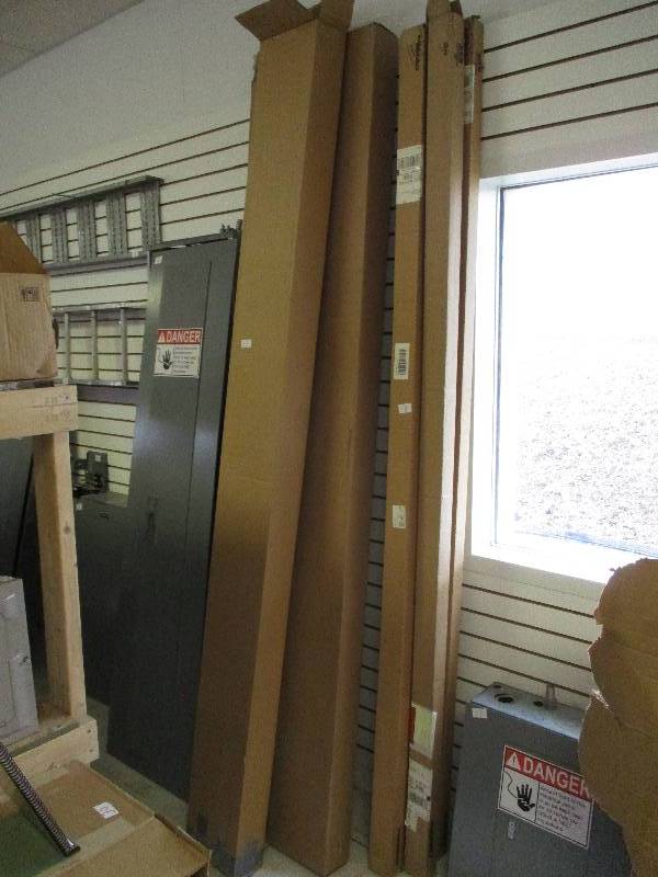 Fluorescent Lighting and 8 Raceway Base