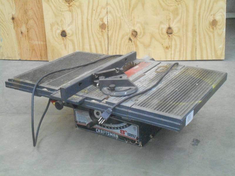 lot 11 image: Craftsman 8 Direct Drive Tablesaw,...