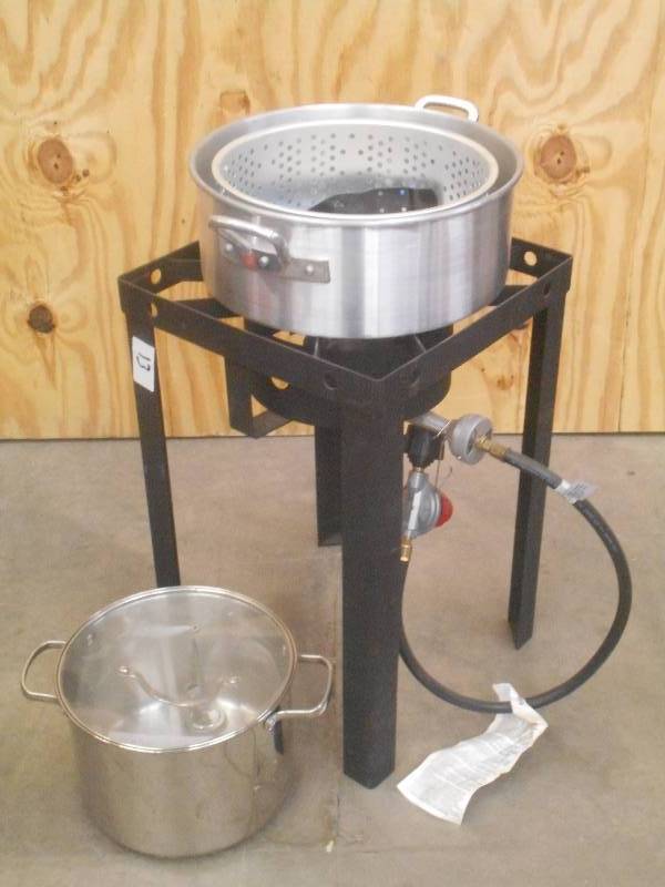 lot 13 image: LP-Gas Fish Fry Set, Appears Unused...