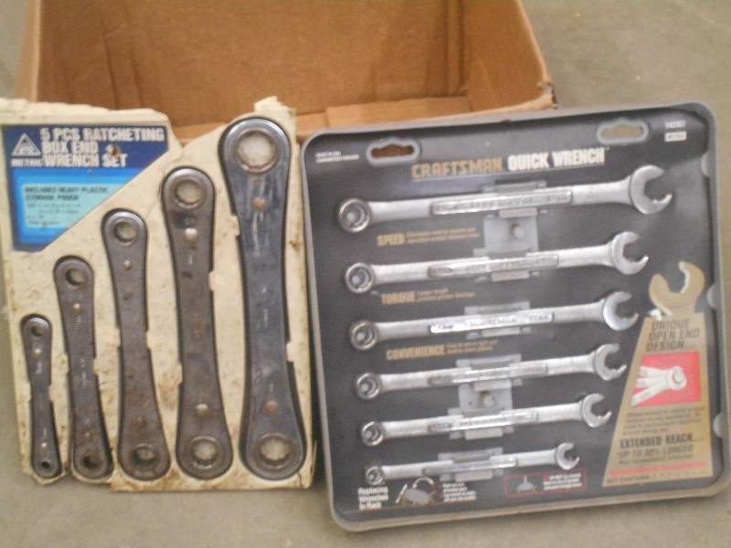 lot 36 image: Lot Of (2) Quick-Wrench Sets ...