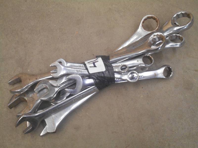 lot 41 image: Lot Of (11) SAE Wrenches ...