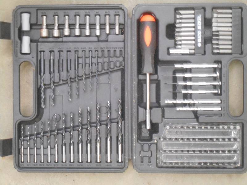 lot 45 image: Black & Decker Drill & Tool Bit Set...
