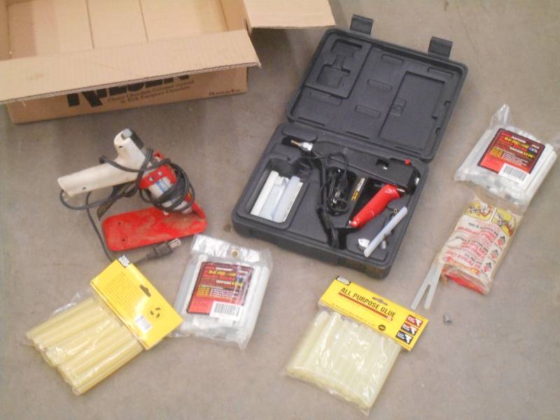 lot 56 image: Lot Of (2) Hot Glue Gun Sets...