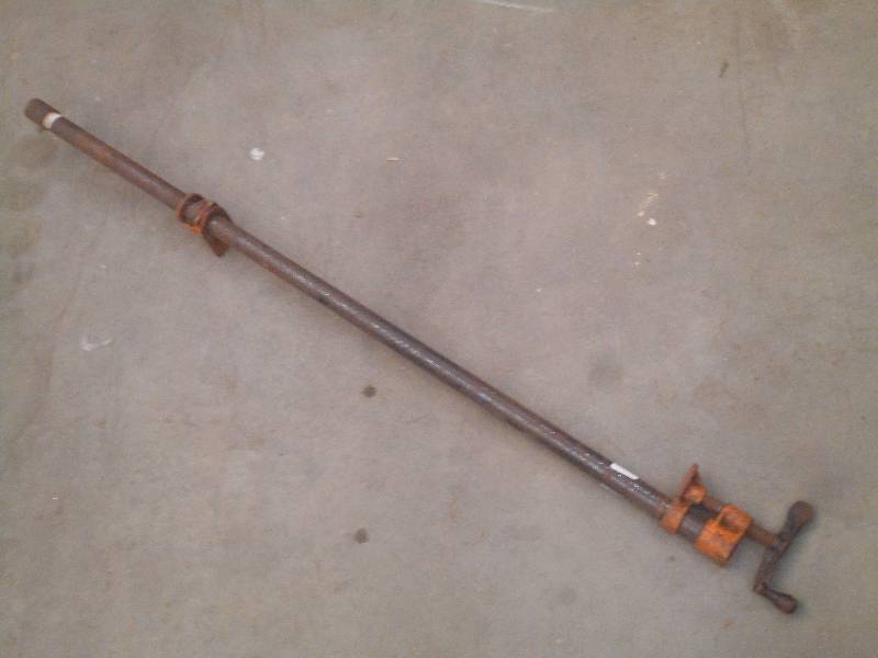 lot 59 image: (1) 3ft Steel Bar Clamp ...