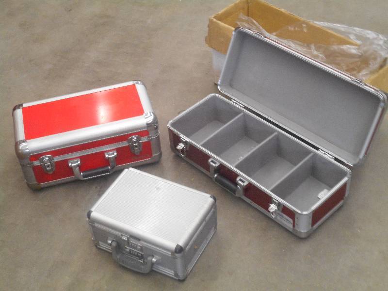 lot 89 image: Lot Of (3) Hardshell Travel Cases ...