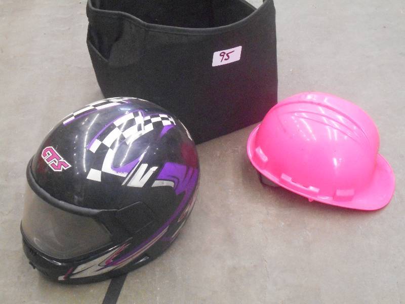 lot 95 image: Bag With Polaris Snomobile Helmet &...