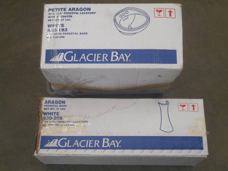 lot 108 image: Unused Glacier Bay White Pedastal S...
