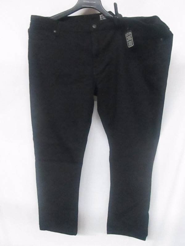 lot 66 image: Signature by Levi Strauss & Co. Plus Midrise Skinny Jean