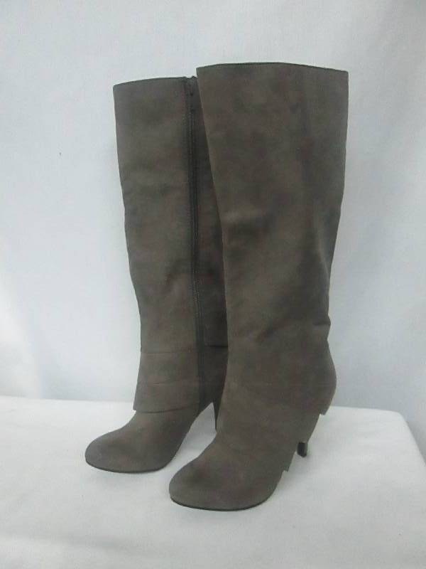 lot 48 image: Fergalicious Womens Prime Tall Boot