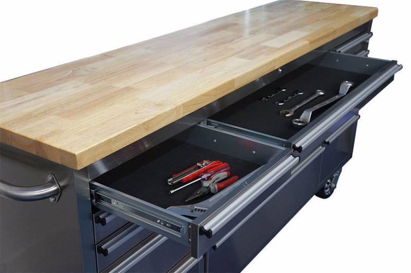 lot 72 image: BRAND NEW IN BOX - Thor 72 15-Drawer Rolling Tool Chest