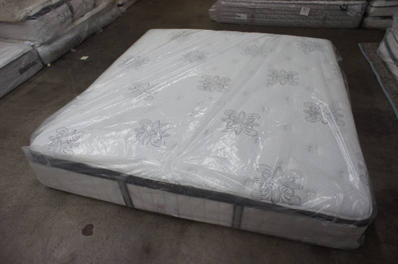 lot 128 image: Brand New - Kirkland - Pillow Top - King Size Mattress - MSRP $ 1899.99