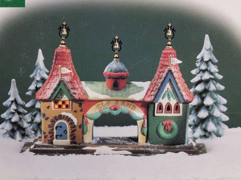 Welcome To Elf Land Gateway Entrance Northland Pole Series - Elfland - 56431