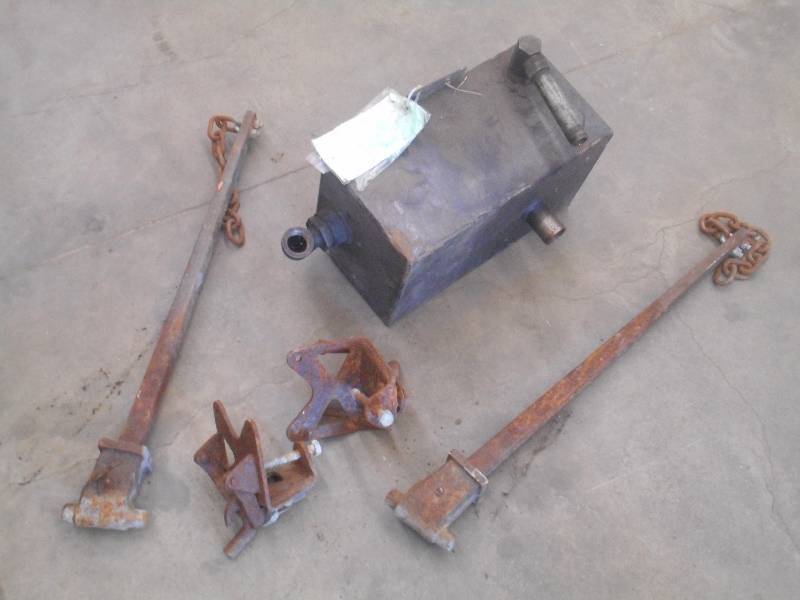 (1) Hydraulic Resevoir & (1) Set Of...