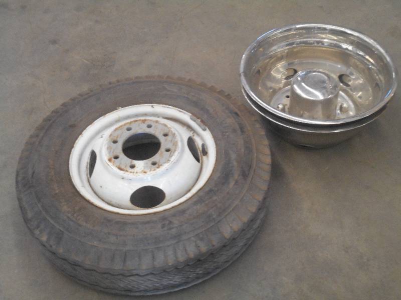 (1) 7.5016LT Tire On 8-Lug Wheel, ...