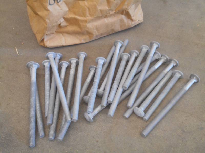 Bag Of (20) 8 Carriage Bolts ...