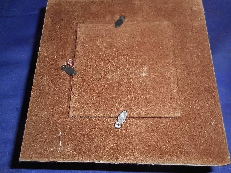 LEATHER CASED TABLE CLOCK