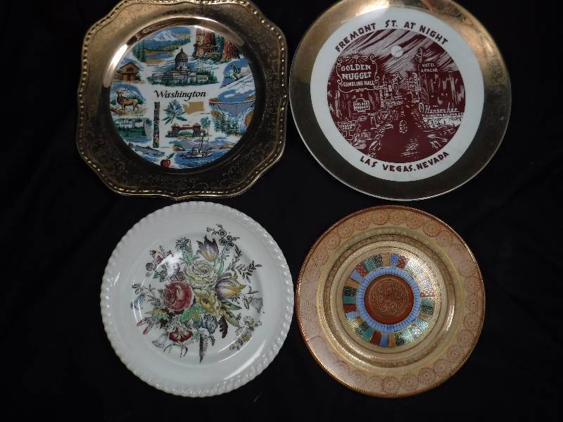 lot 42 image: Vintage Plates