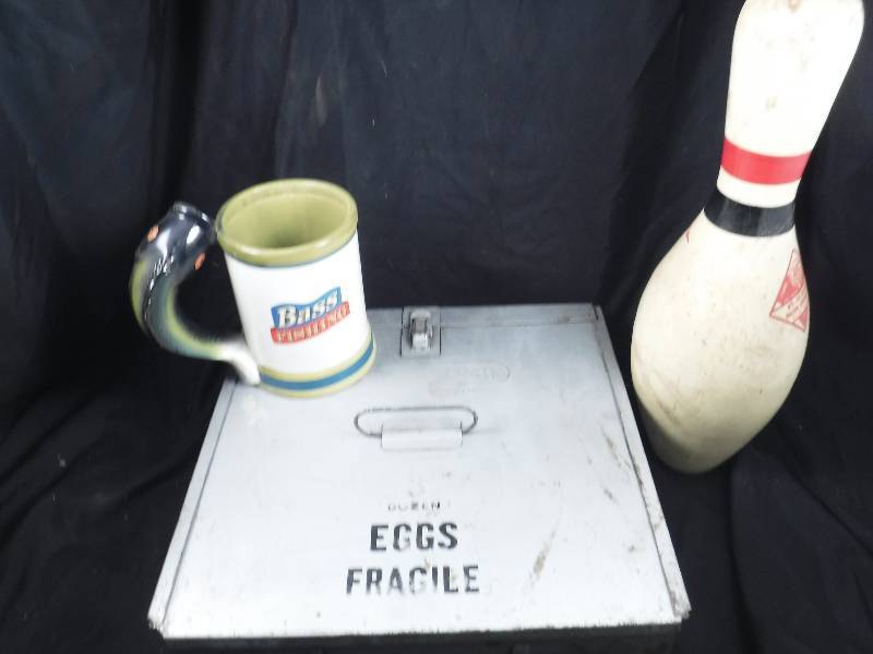 lot 75 image: Vintage Egg Container, Bowling Pin, and Fishing Mug