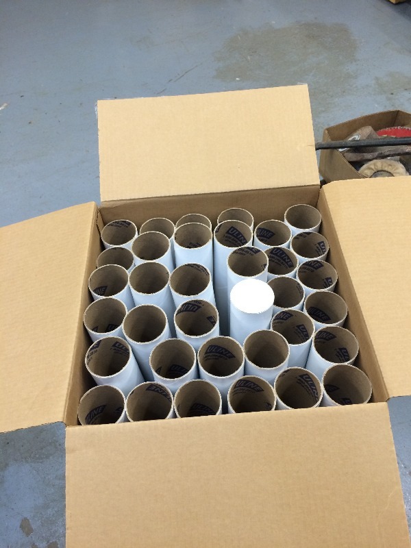 lot 19 image: Unline Mailing Tubes     19 long x 2 58  comes with lids   box lot of 35